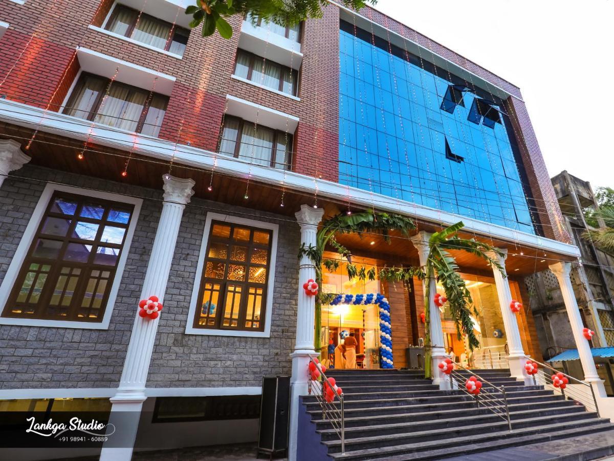 Hotel Vijayarani Tiruchirappalli Екстер'єр фото