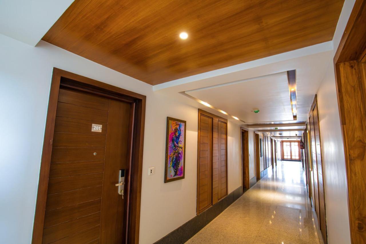 Hotel Vijayarani Tiruchirappalli Екстер'єр фото