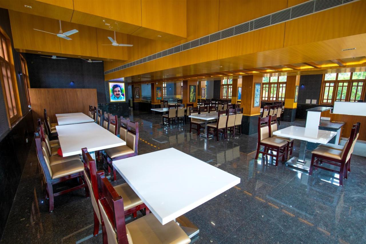 Hotel Vijayarani Tiruchirappalli Екстер'єр фото