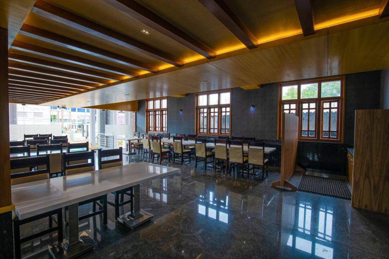 Hotel Vijayarani Tiruchirappalli Екстер'єр фото